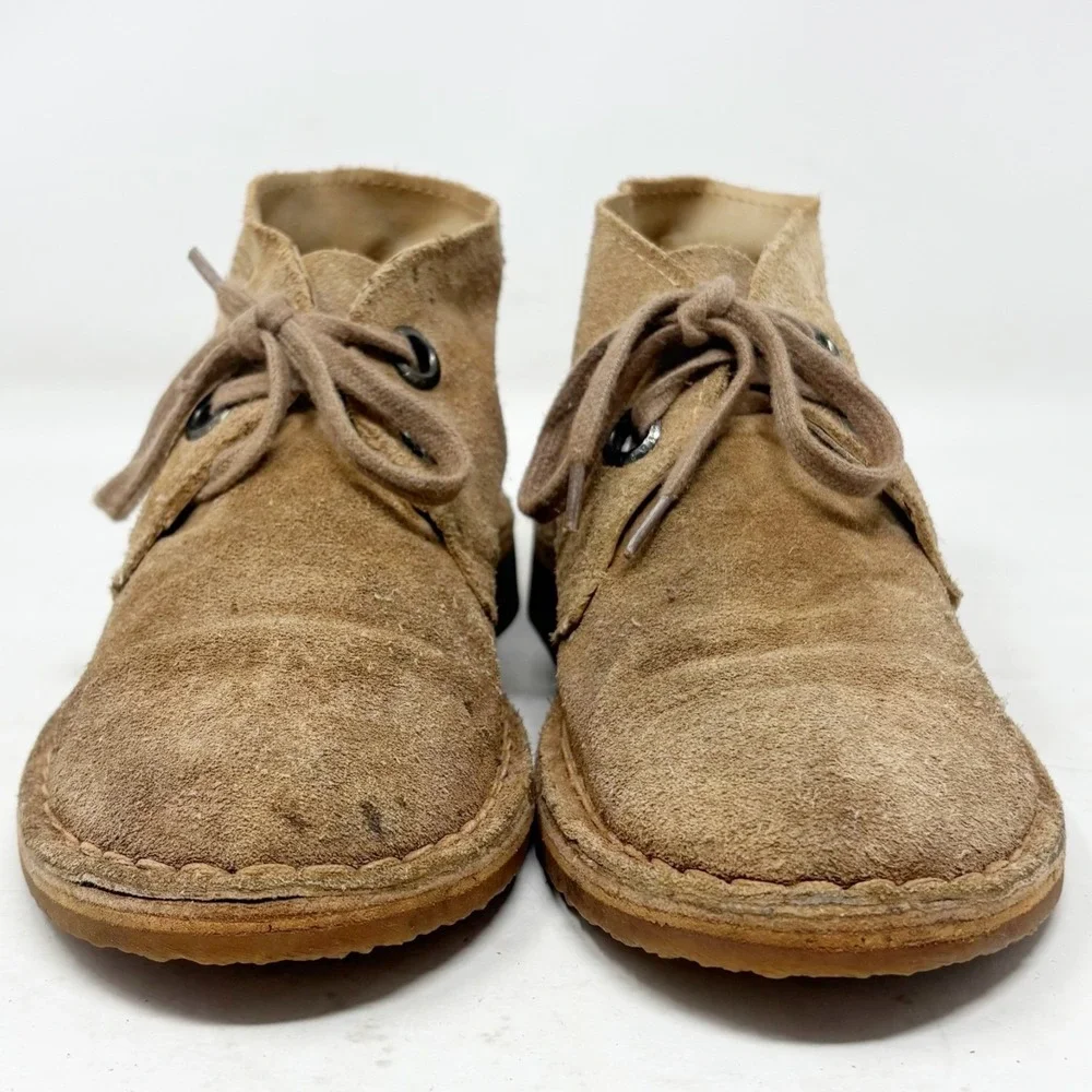 Safari by Bata Size 4/Youth 5 Tan Suede Desert Chukka Boots Made in Kenya